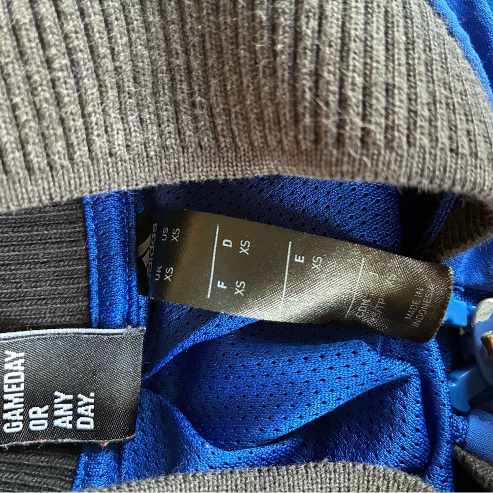 Adidas velcro patch jacket - Picture 3 of 4
